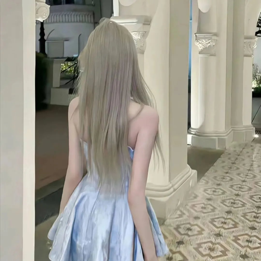 葛妮斯派特洛之风情万种